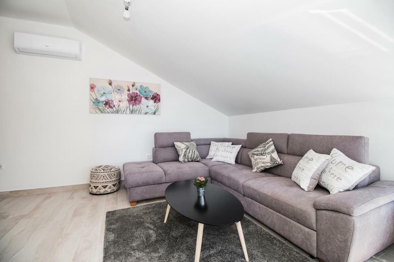 Apartment Hera With Balcony And Free Parking Zadar Exterior foto